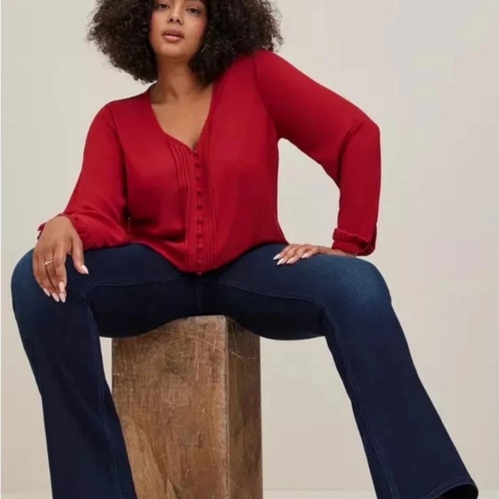 Torrid Georgette Button Front Shirt Women Plus Dark Red Career Pin Tuck 0x